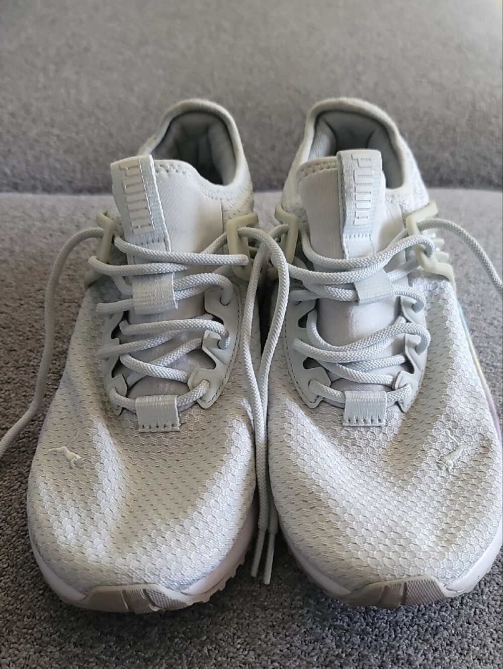 Puma Women's Light Blue Sneakers with Pastel Rainbow Accents - Picture 4 of 15